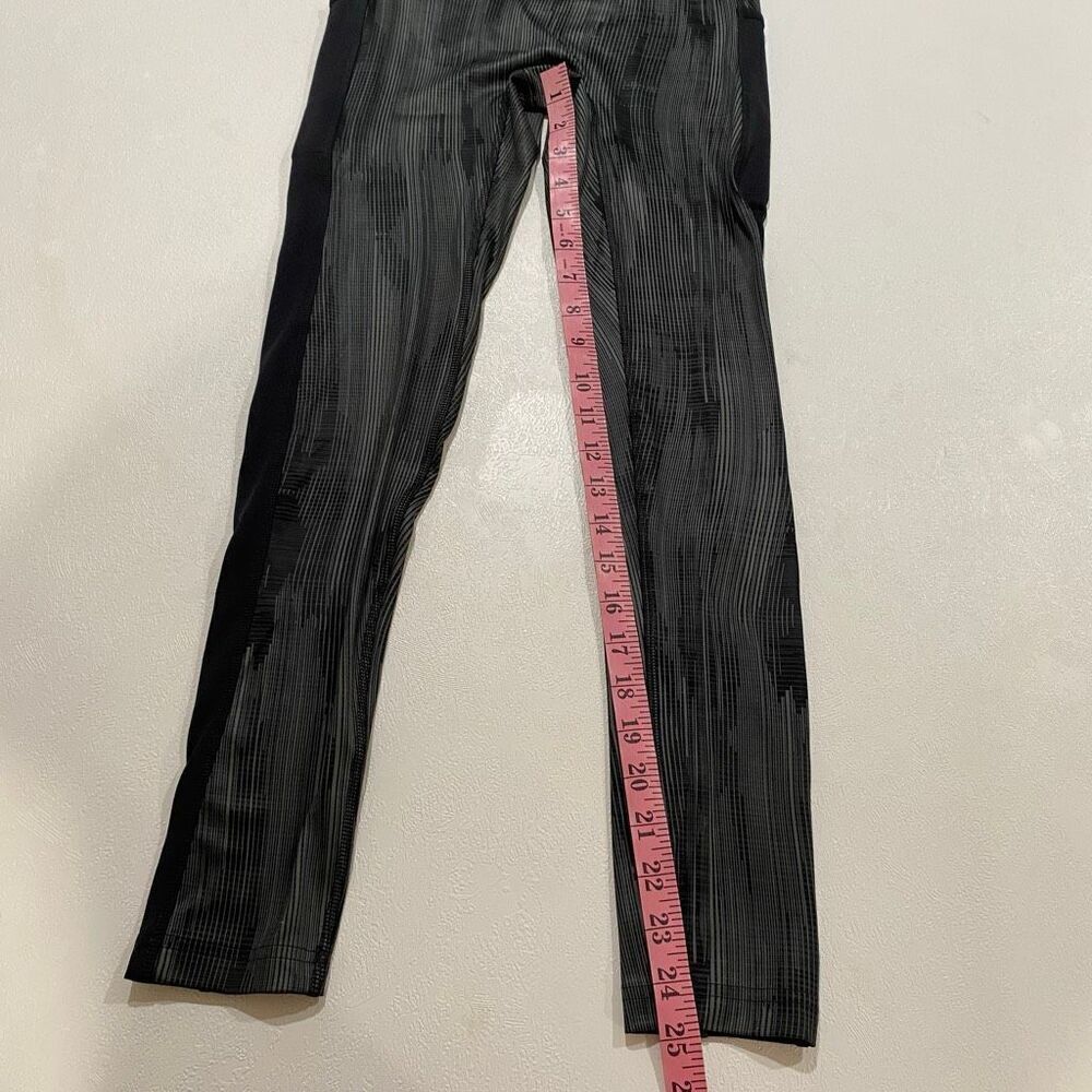 Gymshark Gray Black Patterned High Rise Leggings Size XS - Picture 6 of 7
